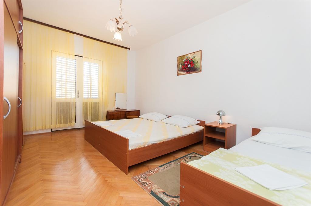 Apartment Slavko Biograd Na Moru Esterno foto